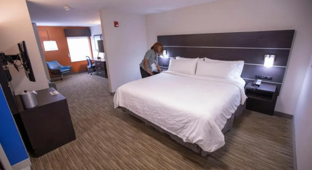 Люкс Holiday Inn Express & Suites Locust Grove by IHG