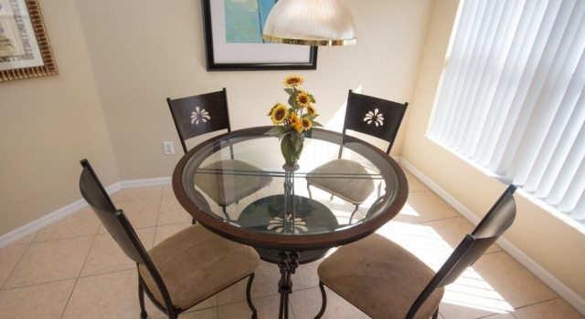 Indian Creek 5 bed / +3 bathrooms home