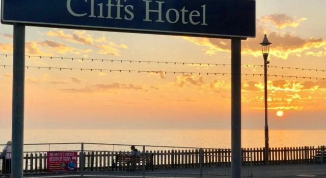 Апартаменты с видом на море Empress Select Holiday Flats