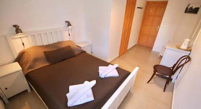 Mi A Ko Vendégház, Rezervovat Hotel Köveskál 