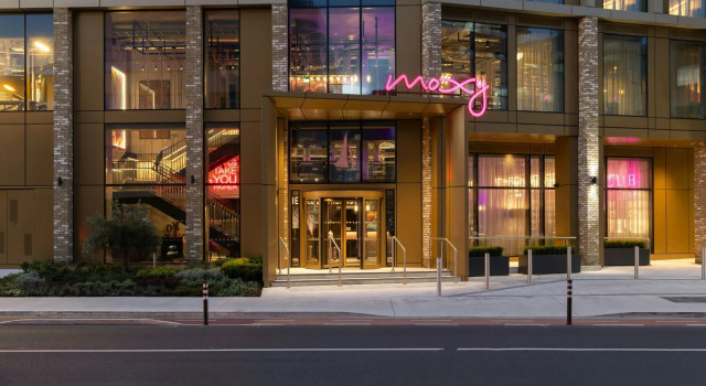 Moxy Dublin Docklands, Boek Hotel Dublin Dublin County