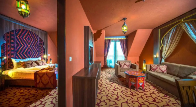 Полулюкс Mesés Shiraz Hotel Superior-Adults only
