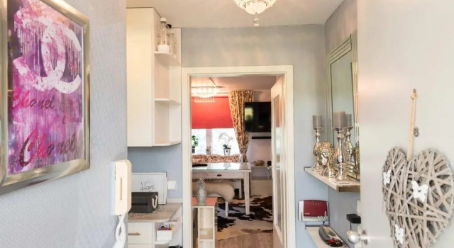Hartha Appartment Brigitte, Prenota Appartamento Hotel a Garz con parcheggio, Parcheggio