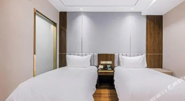 Номер Standard Tianfeng Hotel