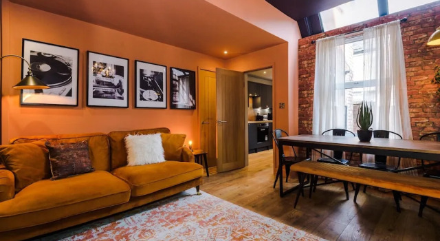 Коттедж 4 Bed Urban Home in Manchester