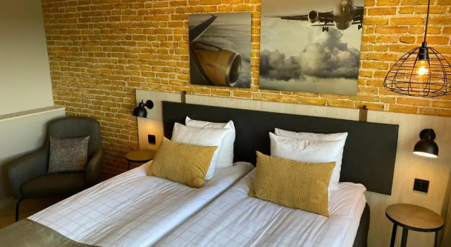 Двухместный номер Standard Skyline Airport Hotel