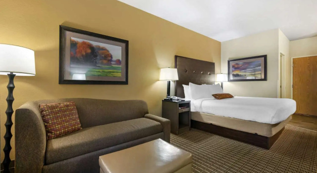 Двухместный мини-люкс Best Western Plus Yakima Hotel