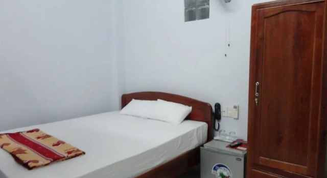 Spot On 940 Phuc Loc Canh Guesthouse, Забронировать Отель Нячанг Кханьхоа, рядом с Площадь 2/4