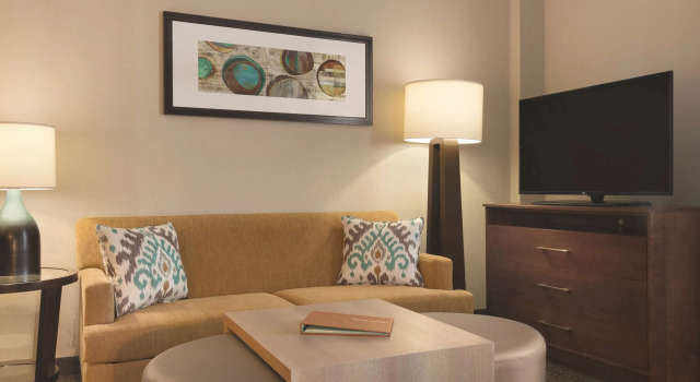 Homewood Suites by Hilton Calgary Downtown