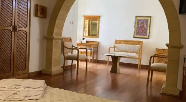Полулюкс с видом на сад Bellapais Abbey Hotel