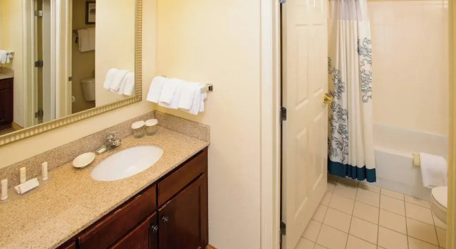 Люкс Residence Inn Rochester Mayo Clinic Area