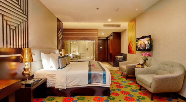 Номер Deluxe The Mira Hotel