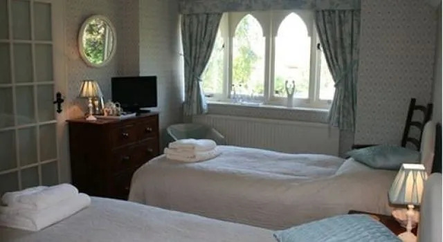 Manor Farm Barn B&B, Book Landbrugsophold Hoteller i Gloucestershire med morgenmad, Morgenmad