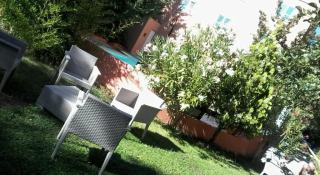 Трёхместный номер Standard Les Jardins De La Glacière