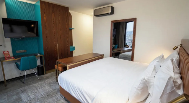 Двухместный номер Superior с балконом Numi Hotel