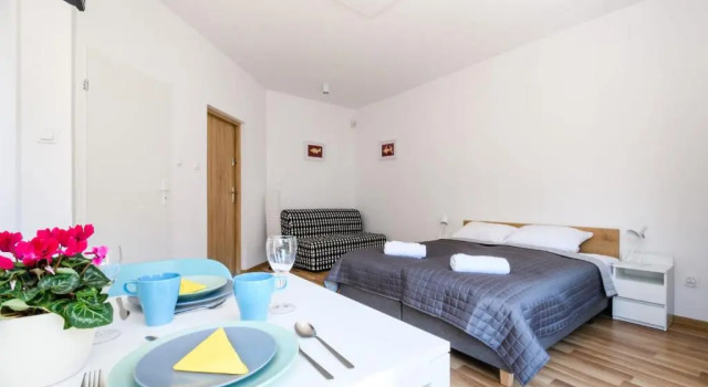 Апартаменты с балконом Art Apartments