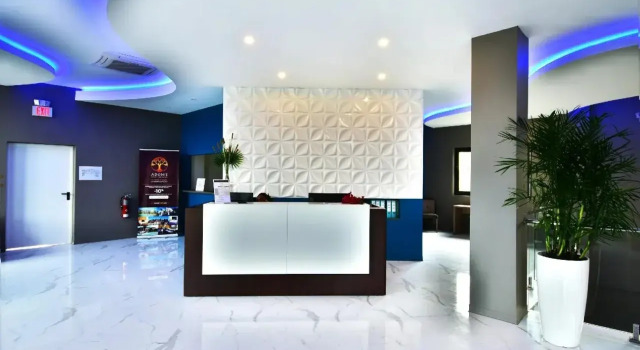 Adonis Cupecoy, Rezervovat Hotel Maho Svatý Martin