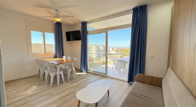 Апартаменты с 2 комнатами с балконом Agi Rescator Apartments