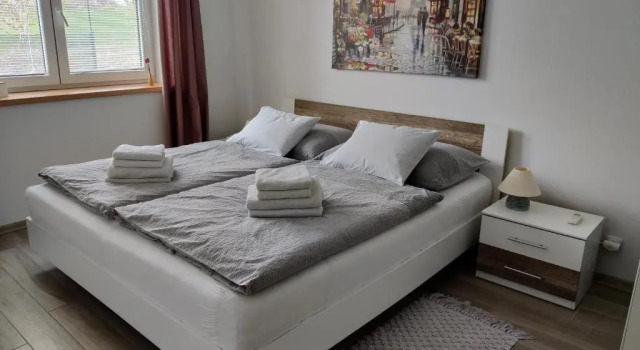 Апартаменты с видом на сад Apartman pod lipou - samostatny objekt - carport