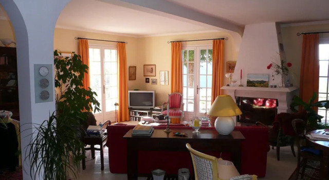 House With 4 Bedrooms in Évenos, With Wonderful Mountain View, Private, Забронировать Дом для отпуска Коттеджи Эвенос, Коттедж