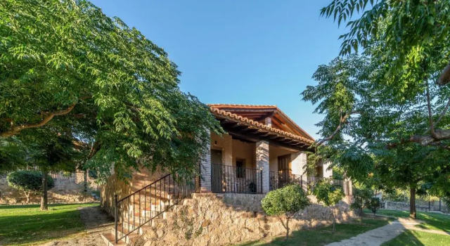 Коттедж с 2 комнатами Las Cabañas de La Vera