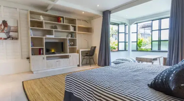Batu Bolong Studio Satu, Rezerwuj Hotel Canggu Badung