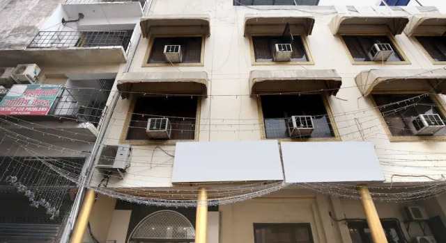 OYO 9736 Hotel Downtown Suites, Book Hotel Amritsar Punjab