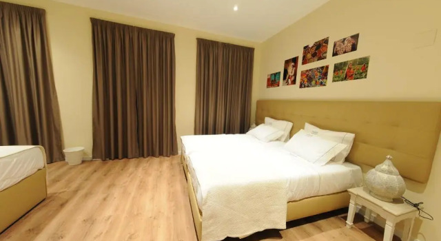 Четырёхместный номер Standard с балконом Naya-Downtown Guesthouse