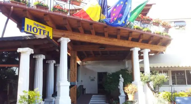 Кровать в общем номере Hotel Chopin