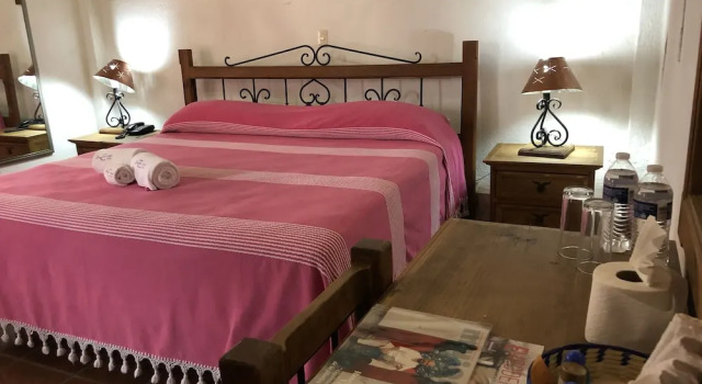 Standardowy dwuosobowy pokój Parador Monte Carmelo