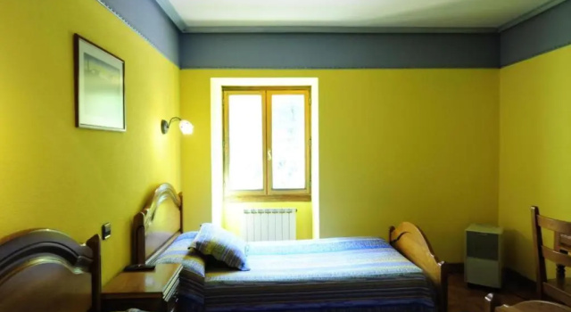Standard Twin room Hotel Rural Bereau