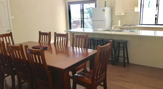 Семейный коттедж с 4 комнатами Hillview Farmstay