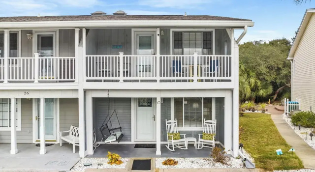 Short Walk to The Beach! Community Pool! Sleeps 8, Забронировать Дом для отпуска Пляж Вест-Панама-Сити США