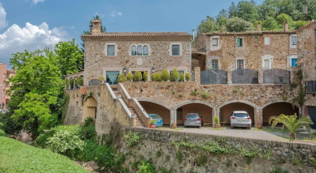 Flateli Anglès, Buchen Sie Hotel Angles Girona