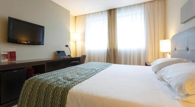 Двухместный номер Superior с балконом Mercure Salvador Pituba