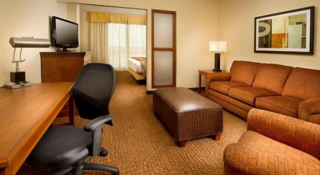 Номер Superior Drury Plaza Hotel Denver Westminster