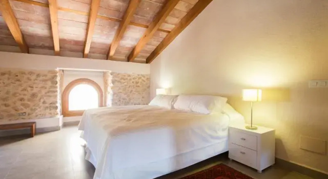 Полулюкс Deluxe Ca n Beia Suites