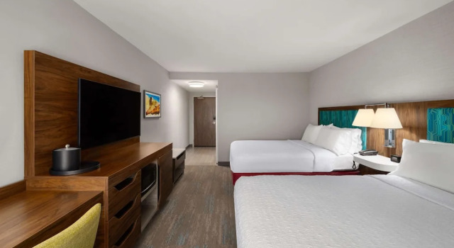 Четырёхместный номер Standard Hampton Inn Carefree, Az