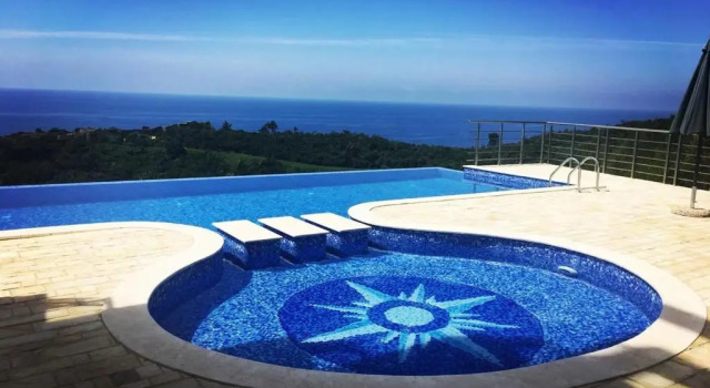 Tophill Altezza-13 - best view and pool, Забронировать Отель Отели Будванская ривьеры с бассейном, рядом с Mogren Fort, Бассейн