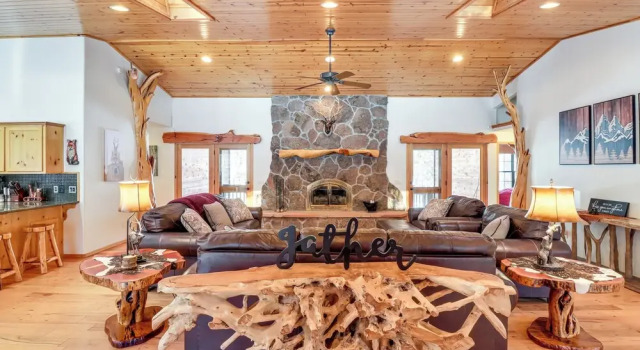 Коттедж Ski, Hike & Relax Fireside! Pinetop Family Retreat