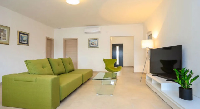 House Jakša Impruneta, Buchen Sie Hotel Hotels in Gespanschaft Split-Dalmatien mit Pool, Schwimmbad