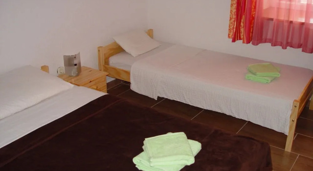Apartment With 2 Bedrooms in Tribanj, With Enclosed Garden and Wifi -