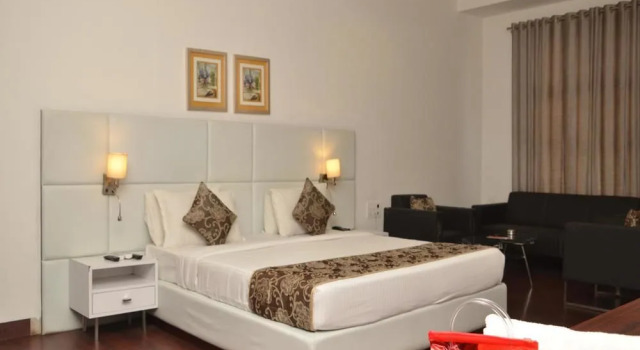 OYO 2037 Hotel Manor, Забронировать Отель Отели штата Махараштры с завтраком, Завтраки