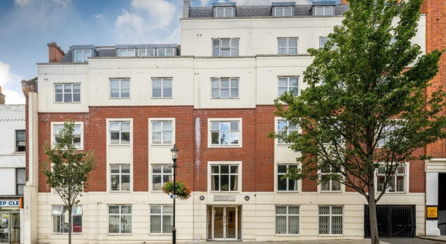ALTIDO Homely 1-bed Flat in Queensway, West London