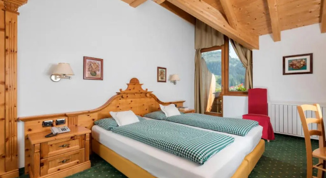 Chalet Barbara, Забронировать Шале Коттеджи Livinallongo del Col di Lana, Коттедж