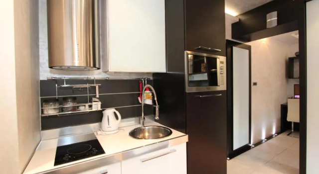 Студия Luxury Business & Travel Apartments