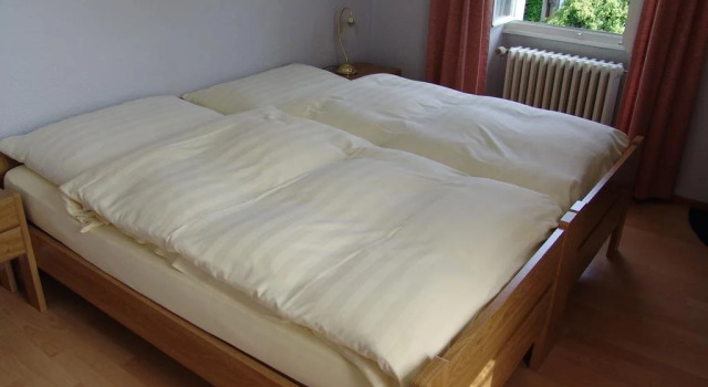 Auberge de Vers chez Perrin, Забронировать Хостел Пейерн 