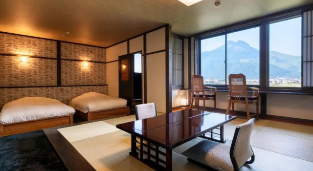 Двухместный номер Standard с видом на горы Yufuin Onsen Toshoan