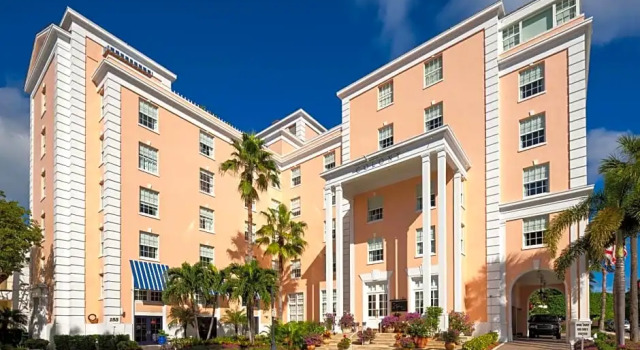 Двухместный номер Premium The Colony Hotel