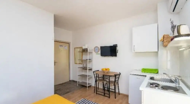 Студия Apartments Smiljana Podaca